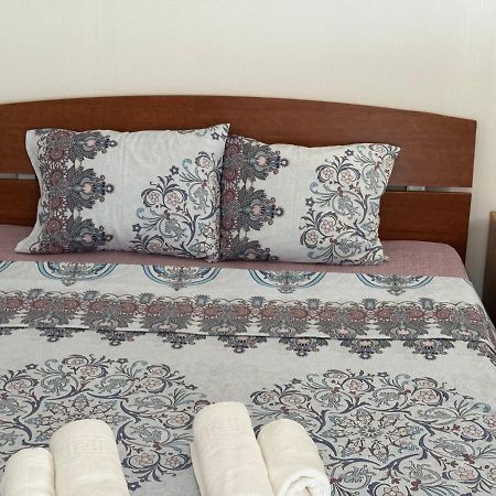 Apartments Airport Golubovci ポドゴリツァ エクステリア 写真