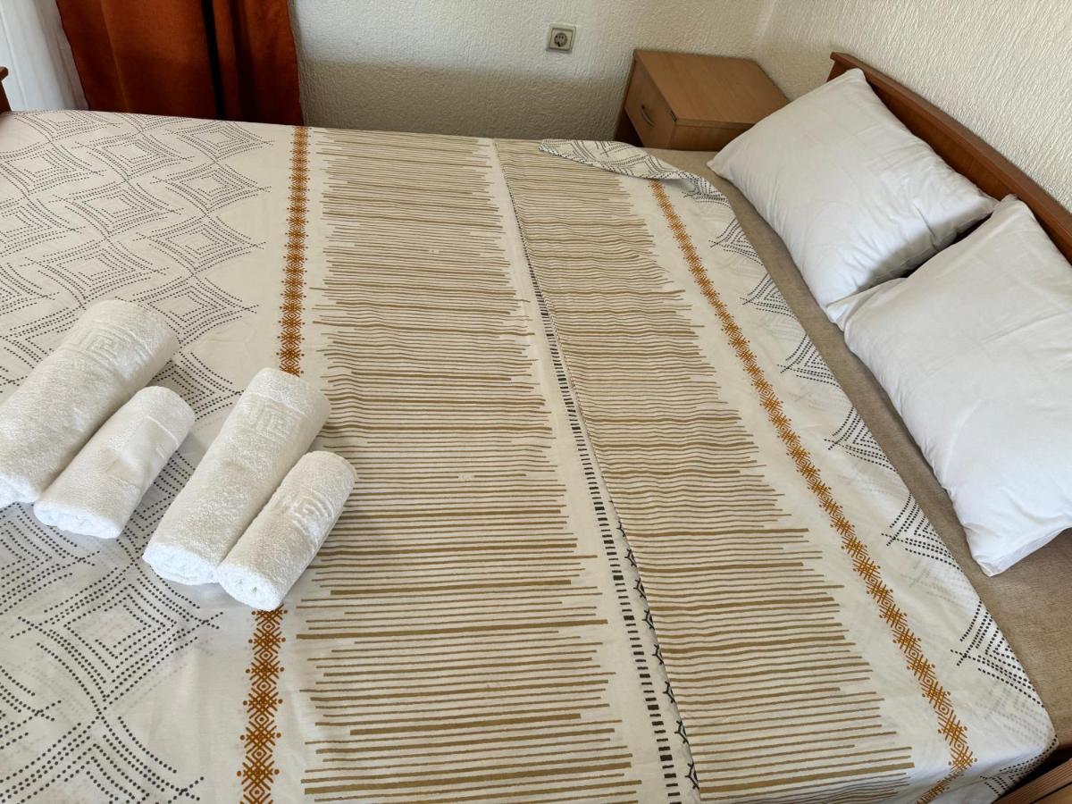 Apartments Airport Golubovci ポドゴリツァ エクステリア 写真
